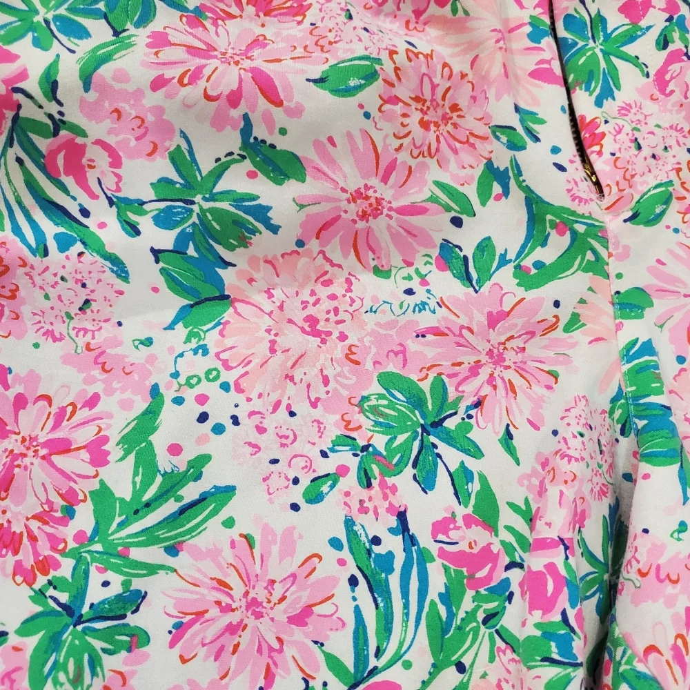 LILLY PULITZER Scalloped Shorts Size 16 - Picture 3 of 7